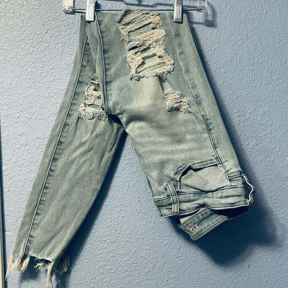 Size 4 American Eagle Distressed Ripped Light Wash Denim Jeans Jeggings Next Lev